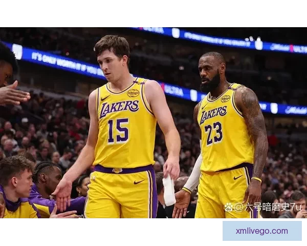 里夫斯称肯纳德为联盟顶尖射手之一 强调享受比赛并以胜利为目标